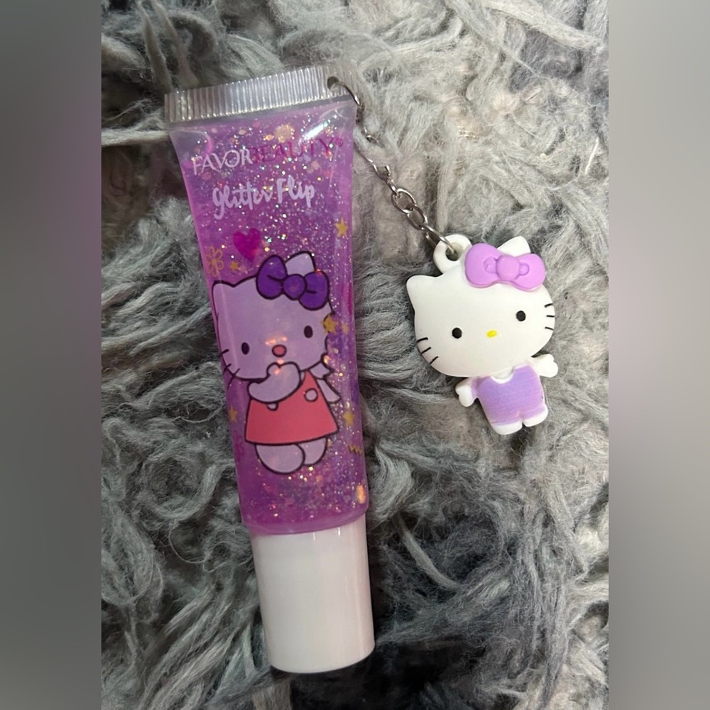 Hello Kitty Bundle - Picture 5 of 7